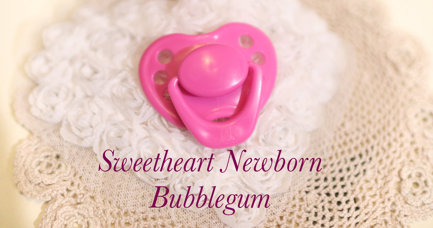 Honeybug Sweetheart Design Magnetic Dummy Bubblegum (Newborn size)