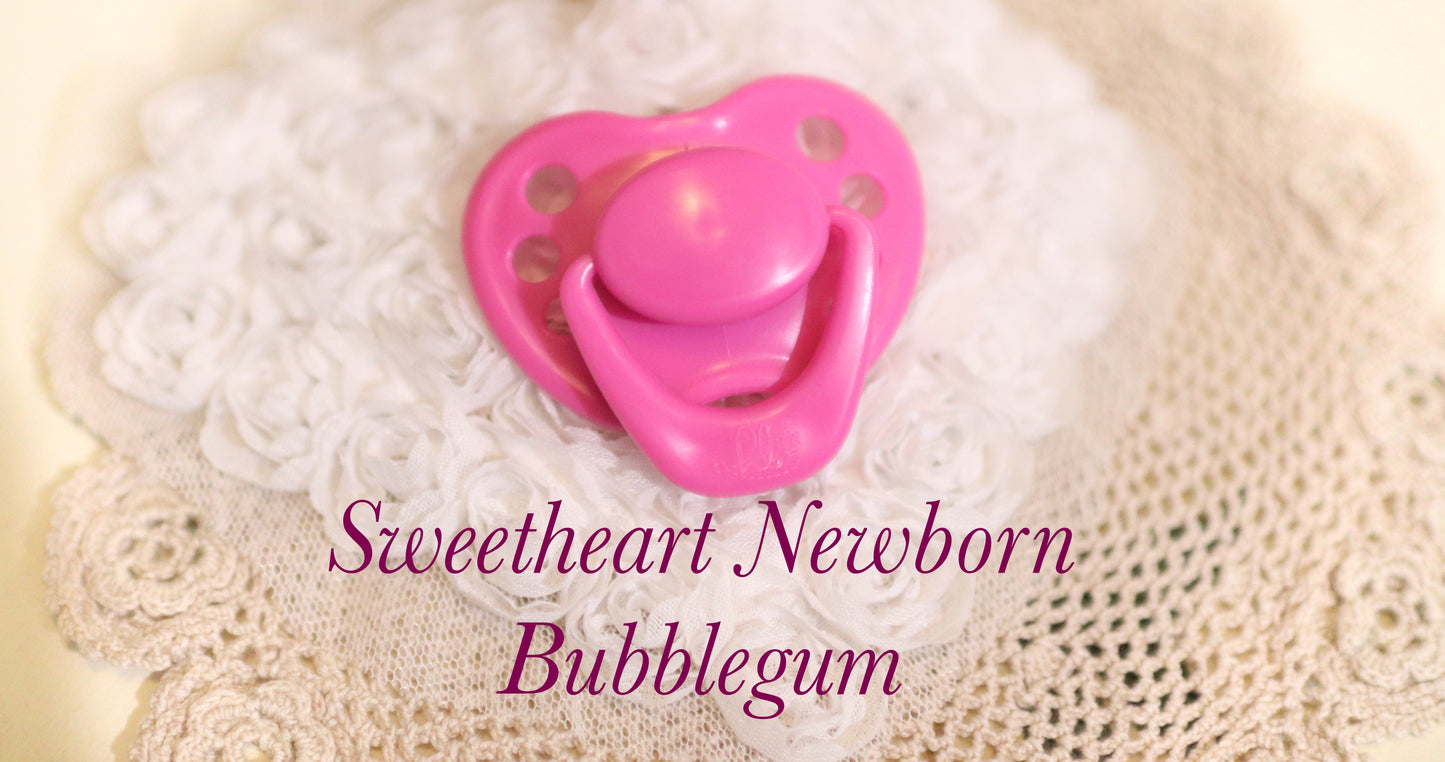 Honeybug Sweetheart Design Magnetic Dummy Red (Newborn size)