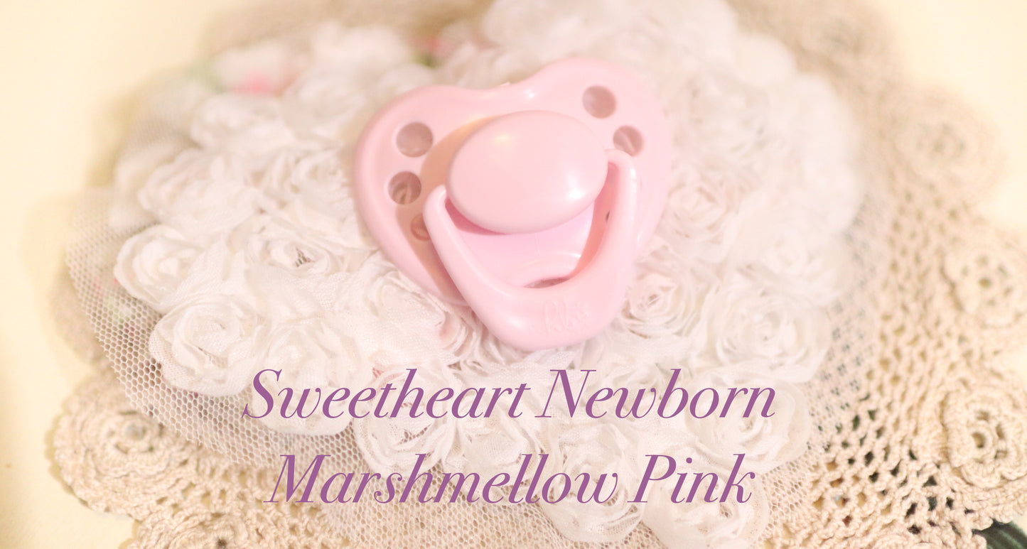 Honeybug Sweetheart Design Magnetic Dummy Marshmallow Pink (Newborn size)