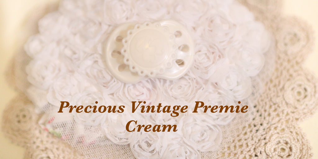 Honeybug Precious Vintage (Preemie size) Design Magnetic Dummy Vintage Cream
