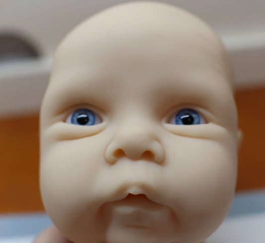 Ocean Eyes Resin 20mm