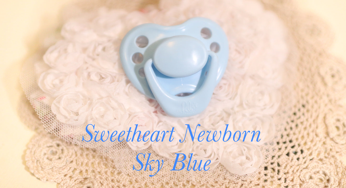 Honeybug Sweetheart Design Magnetic Dummy Sky Blue (Newborn size)