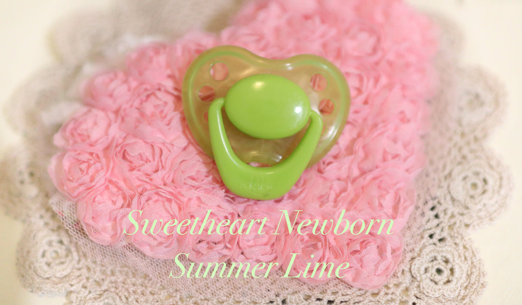 Honeybug Sweetheart Design Magnetic Dummy Summer Lime (Newborn size)
