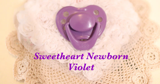 Honeybug Sweetheart Design Magnetic Dummy Violet (Newborn size)